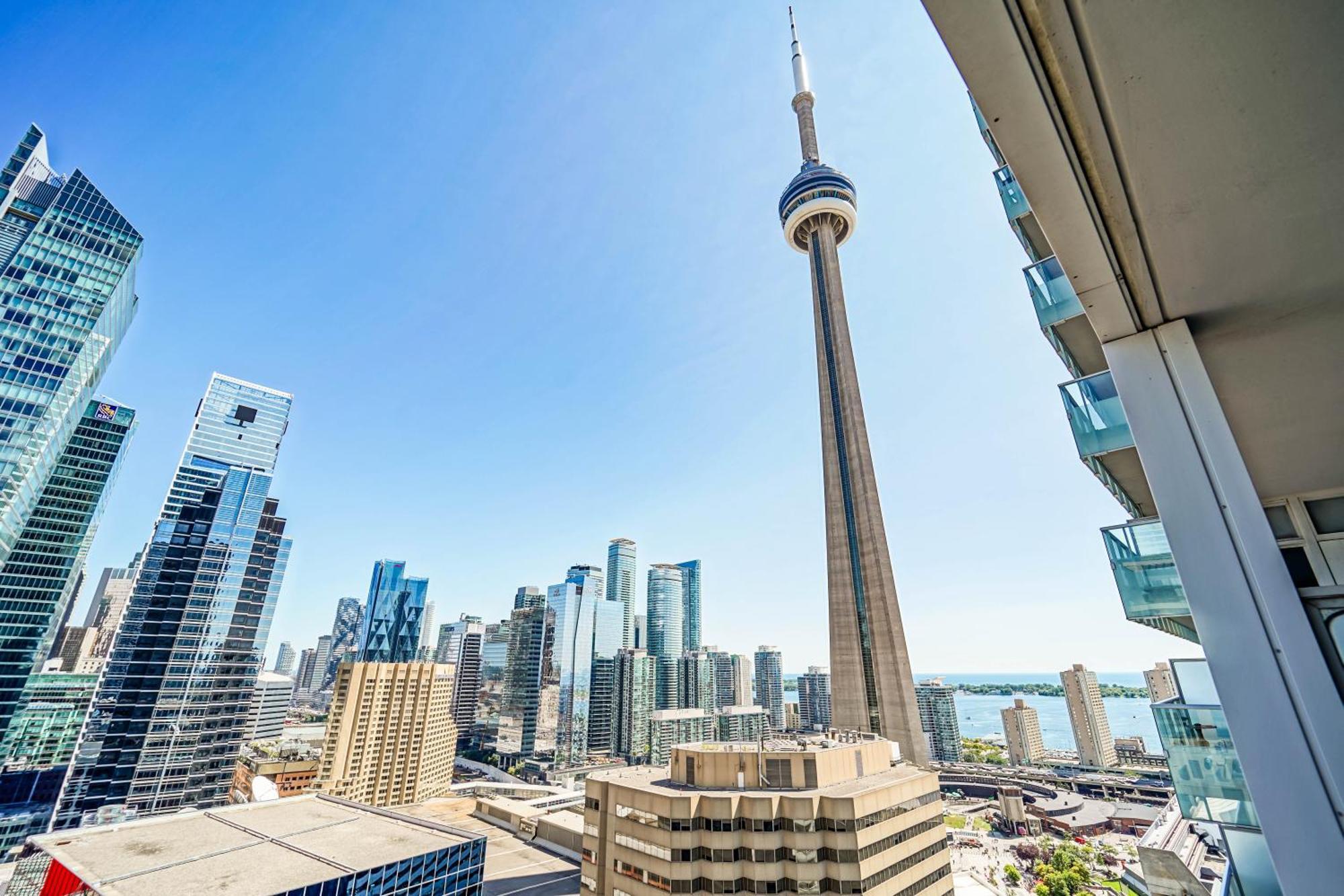 Chol Furnished Suites Heart Of Downtown Toronto, 2 Beds, Free Parking, Cn Tower View Екстер'єр фото
