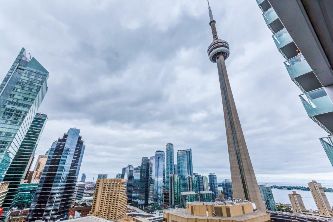 Chol Furnished Suites Heart Of Downtown Toronto, 2 Beds, Free Parking, Cn Tower View Екстер'єр фото